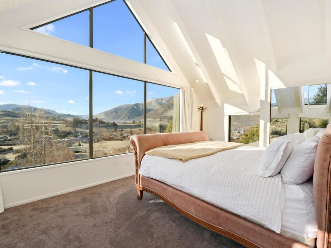 Lindmore Retreat & Spa - Luxury Family Home - Queenstown Eksteriør billede