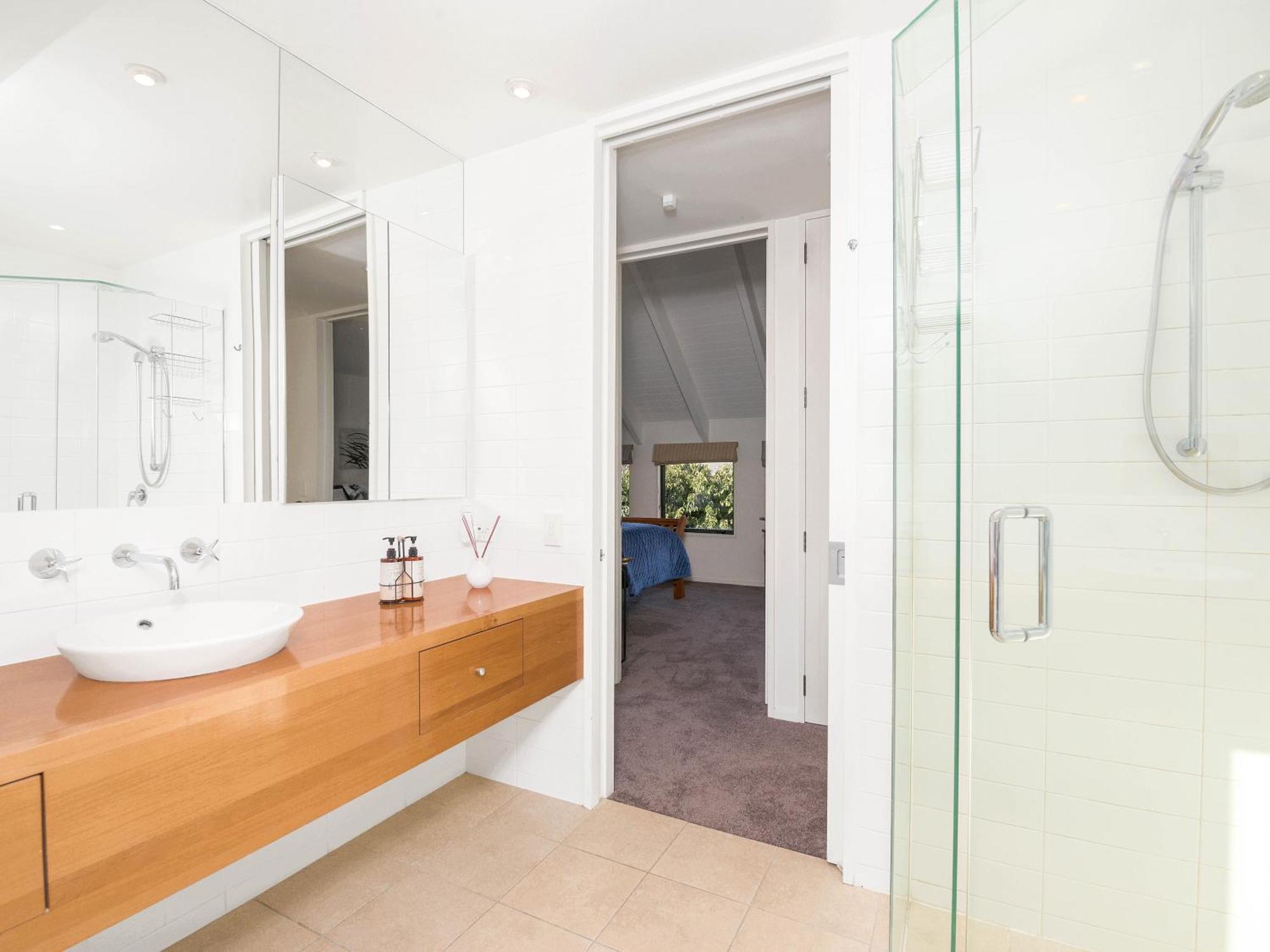 Lindmore Retreat & Spa - Luxury Family Home - Queenstown Eksteriør billede